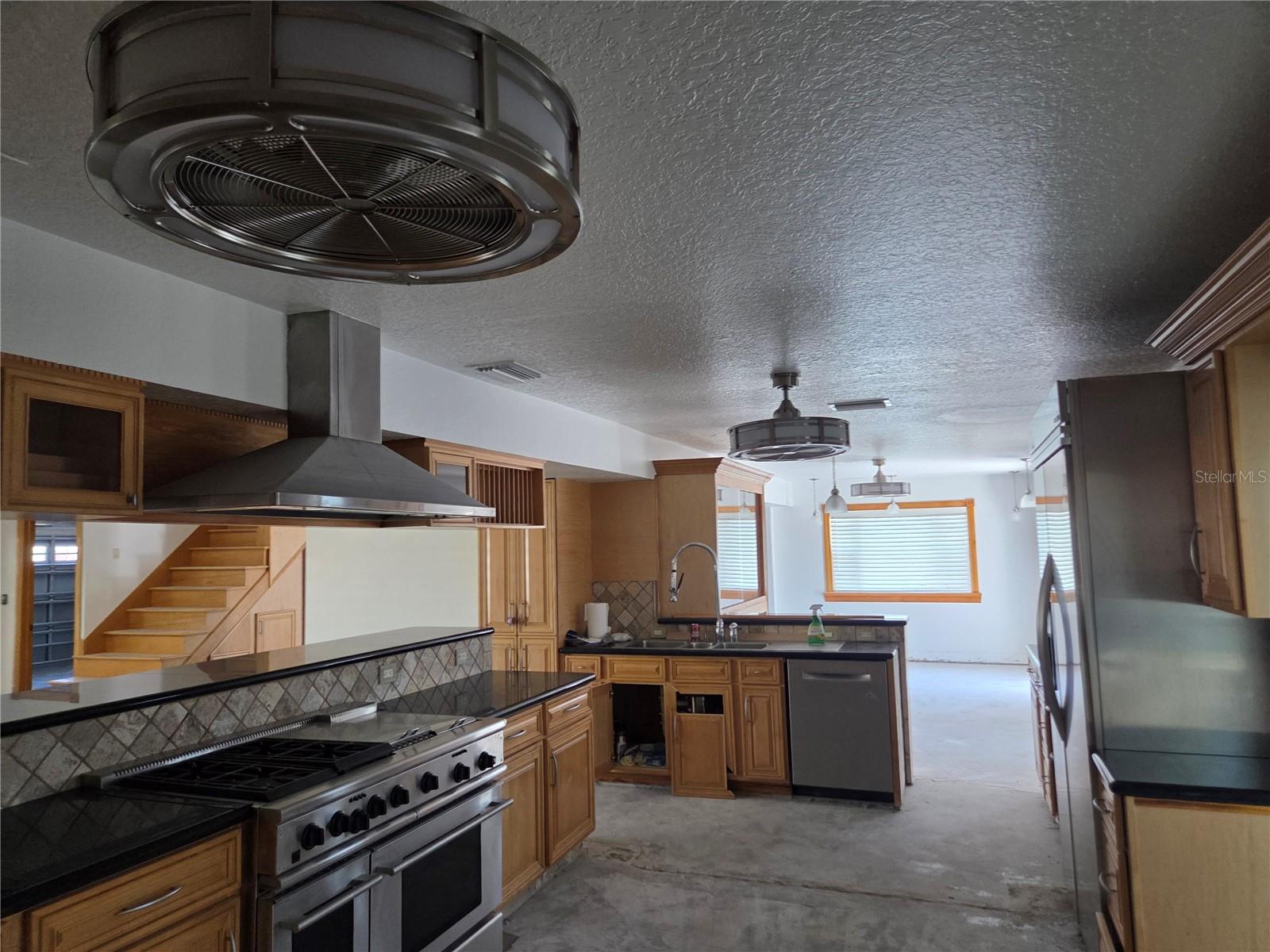 1416 49TH AVE NE, ST PETERSBURG, FL, 33703