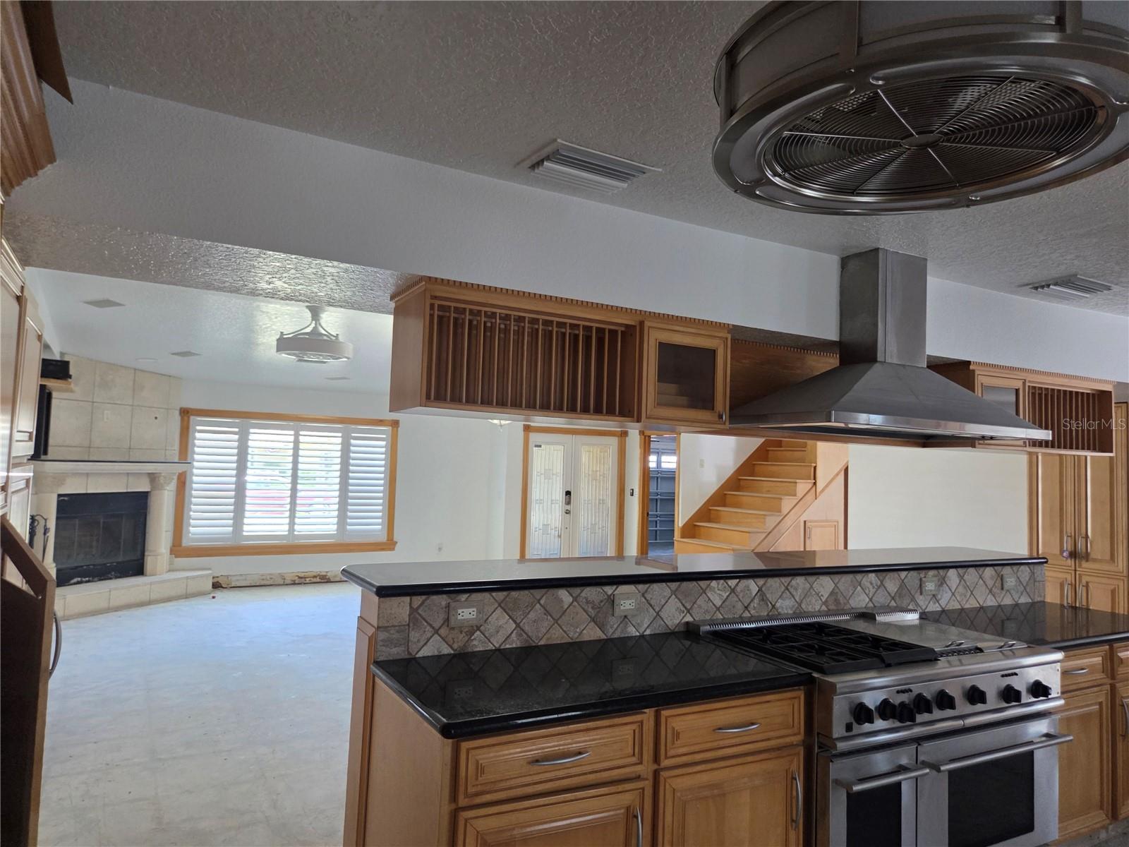 1416 49TH AVE NE, ST PETERSBURG, FL, 33703