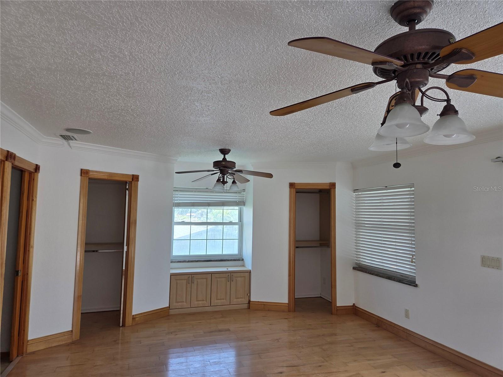 1416 49TH AVE NE, ST PETERSBURG, FL, 33703