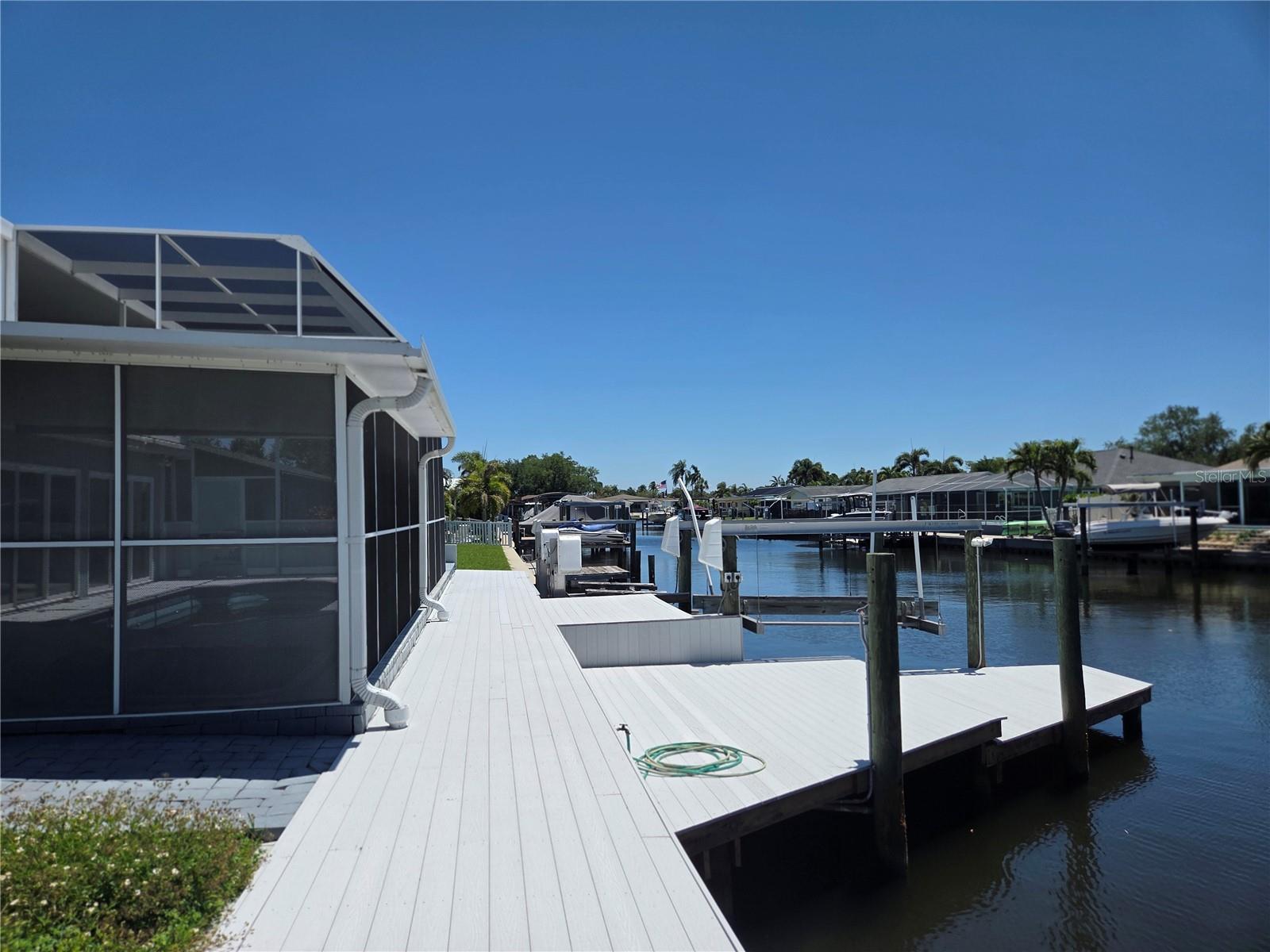 1416 49TH AVE NE, ST PETERSBURG, FL, 33703