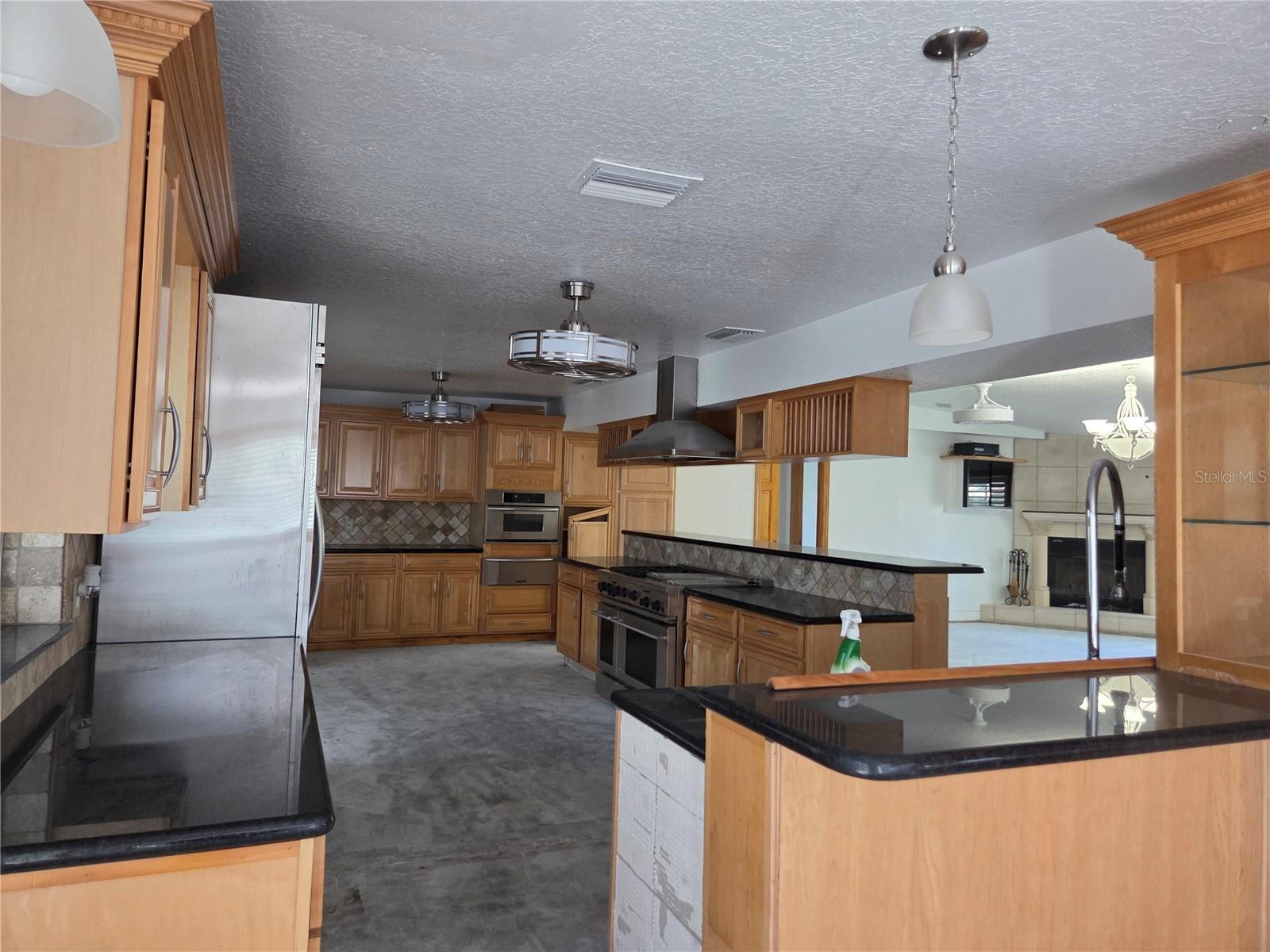 1416 49TH AVE NE, ST PETERSBURG, FL, 33703