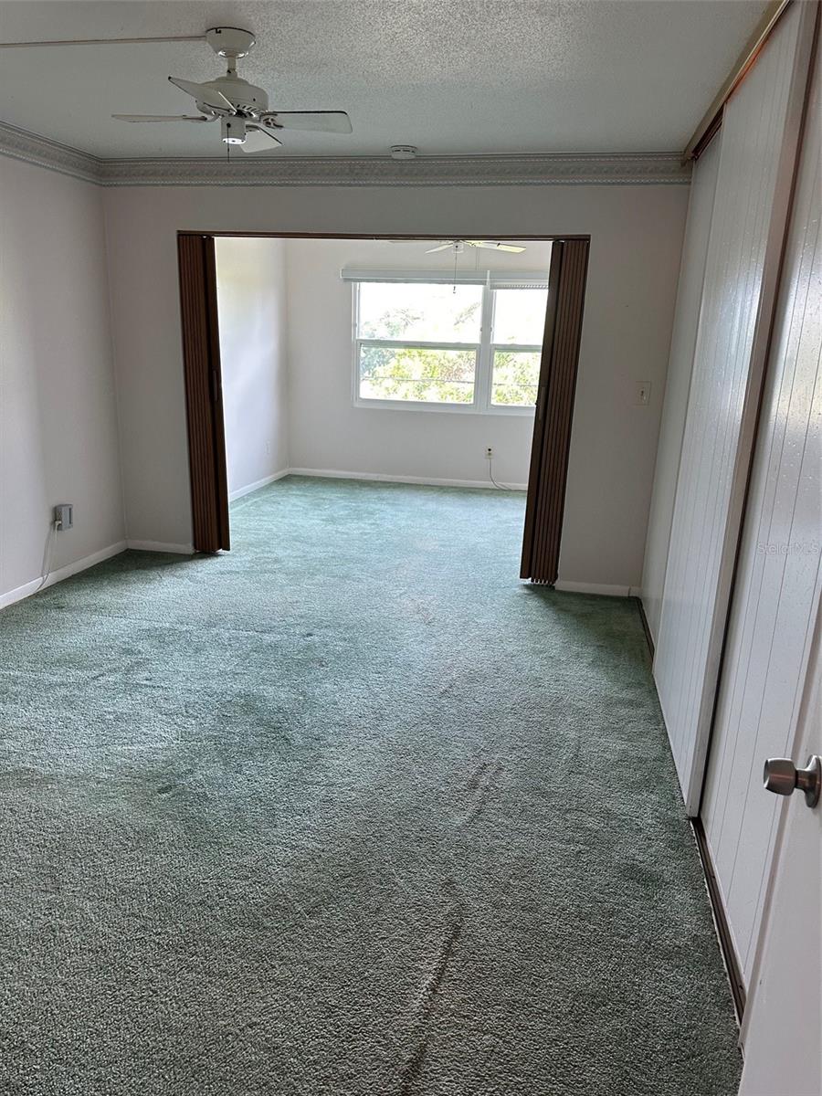 6400 46TH AVE N #315, KENNETH CITY, FL, 33709
