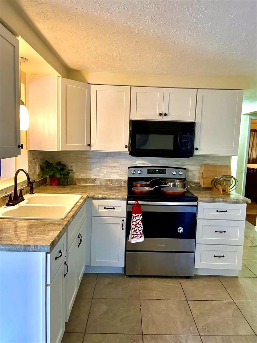 2048 MELODY DR, HOLIDAY, FL, 34691