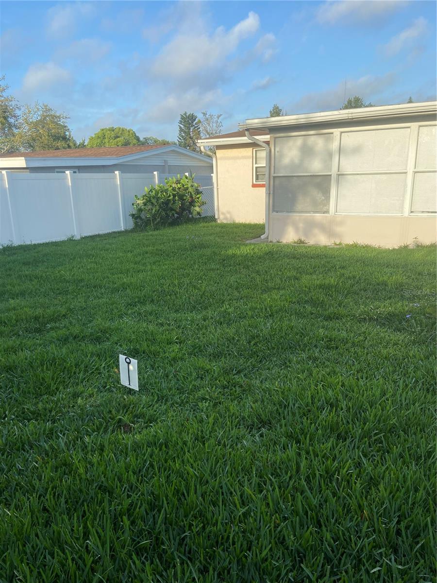 2048 MELODY DR, HOLIDAY, FL, 34691