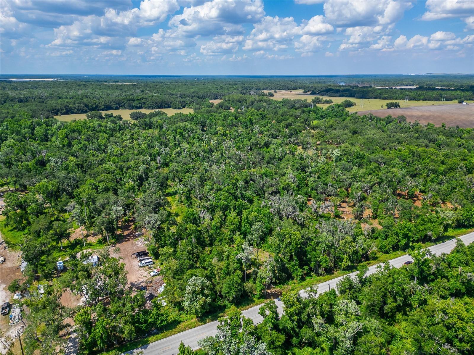 672 HWY, LITHIA, FL, 33547