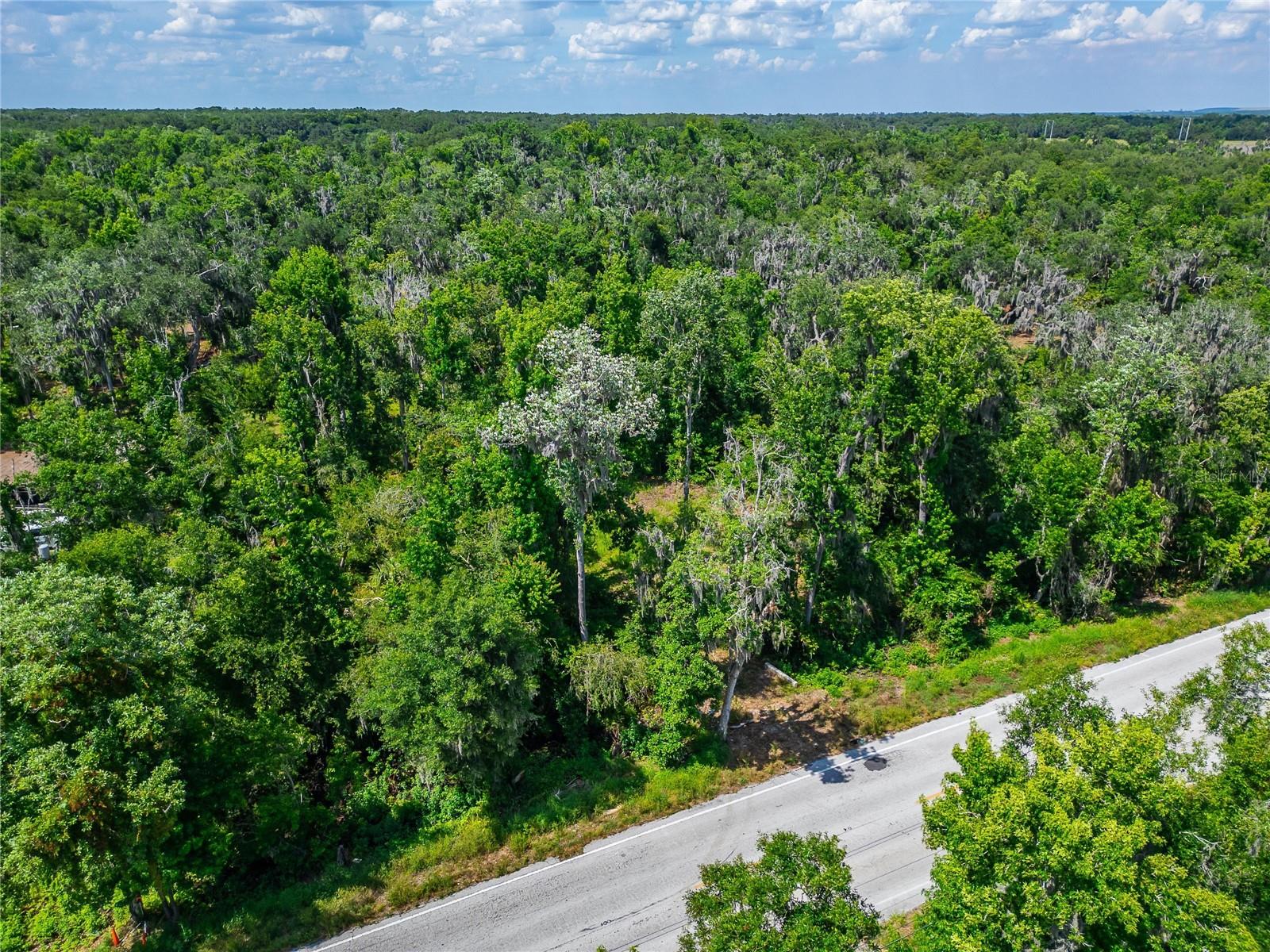 672 HWY, LITHIA, FL, 33547