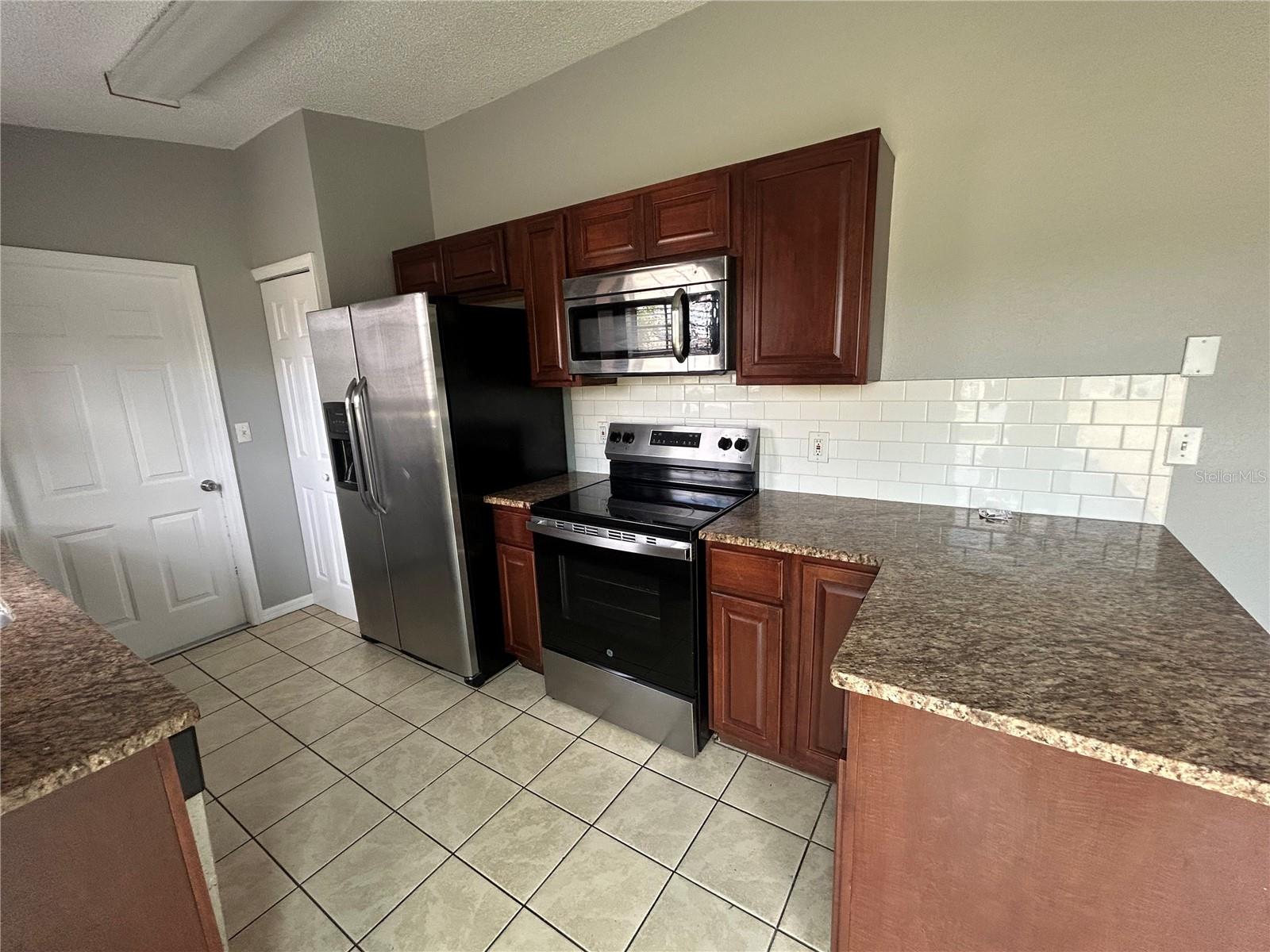 105 CHEROKEE DR, AUBURNDALE, FL, 33823