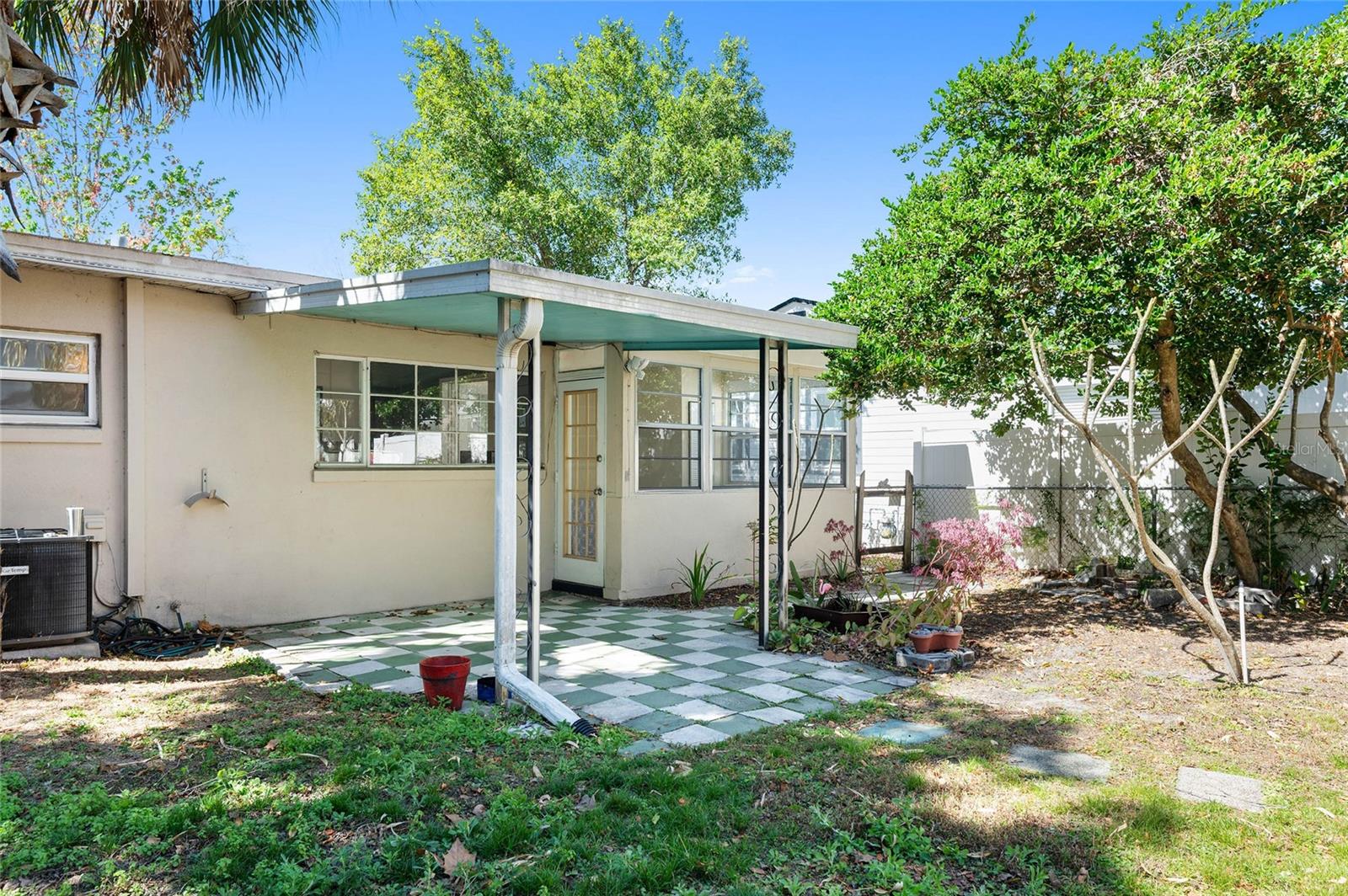 1629 DAUPHIN LANE, ORLANDO, FL, 32803