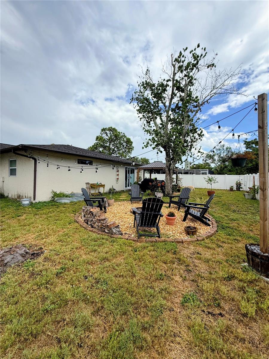 1330 GEORGETOWNE CIR, SARASOTA, FL, 34232