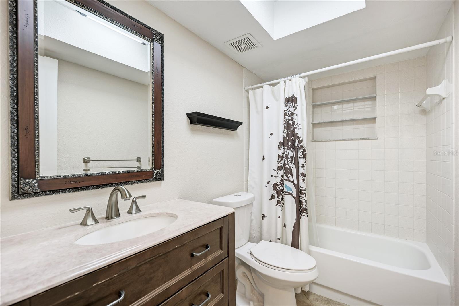 1330 GEORGETOWNE CIR, SARASOTA, FL, 34232