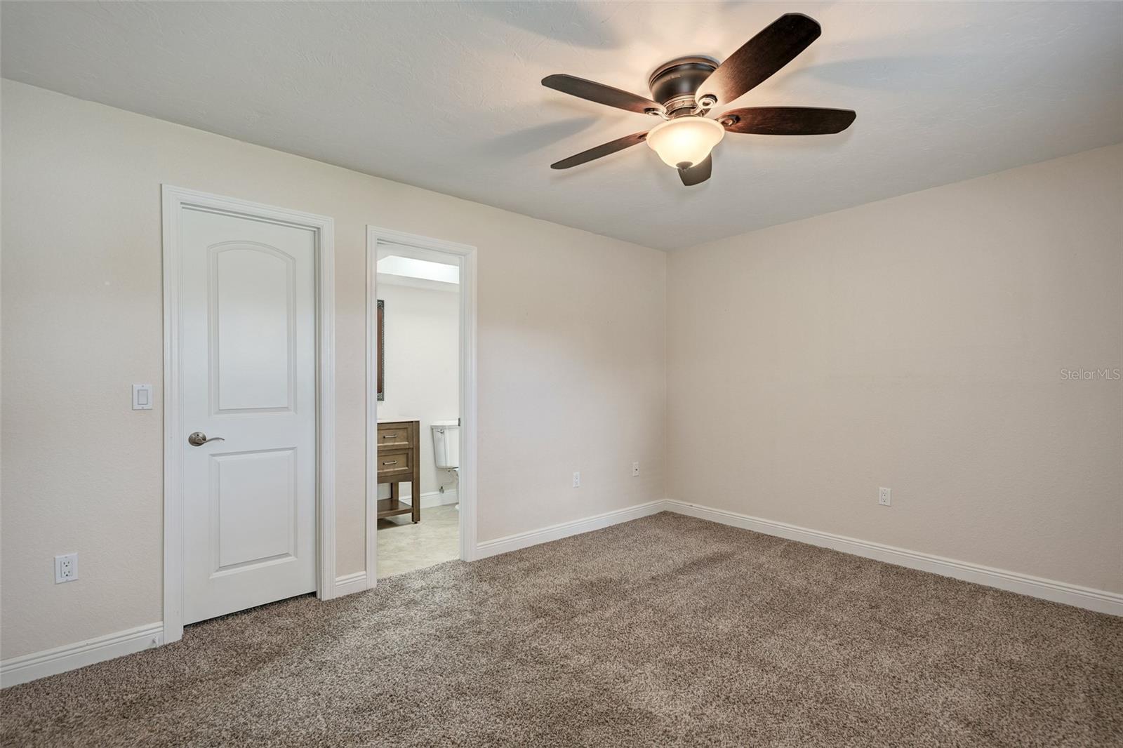 1330 GEORGETOWNE CIR, SARASOTA, FL, 34232