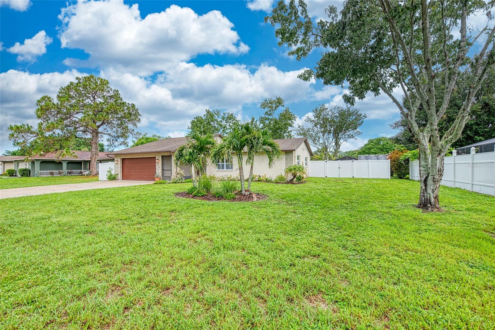 1330 GEORGETOWNE CIR, SARASOTA, FL, 34232