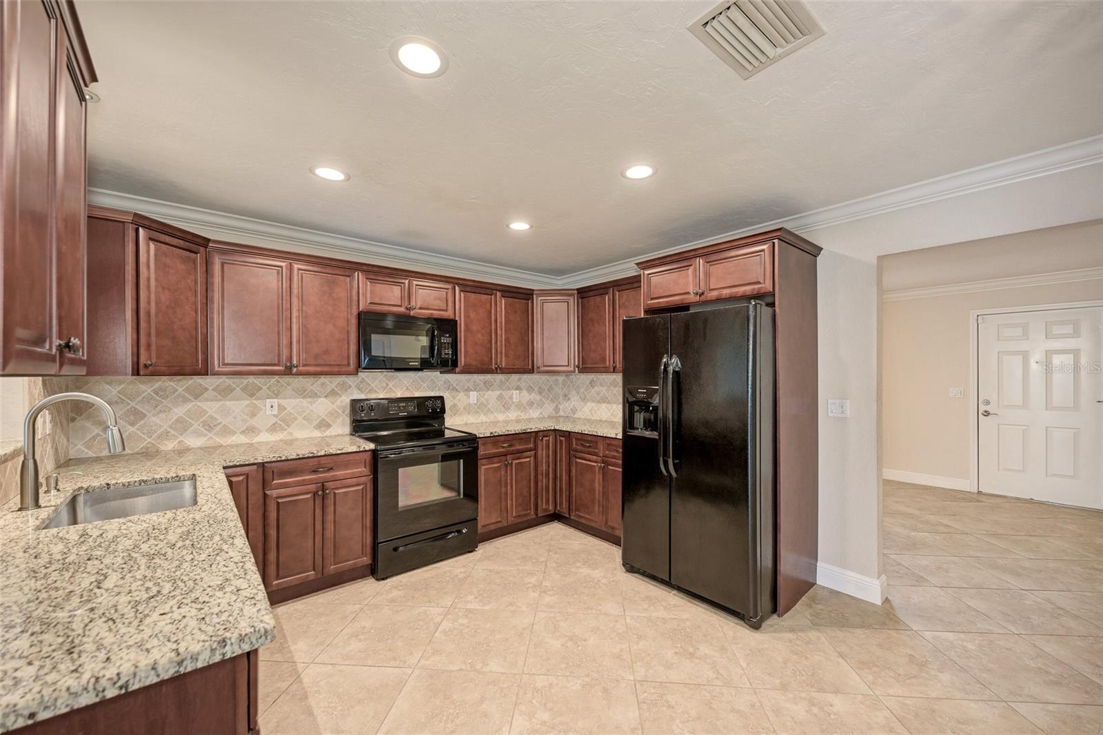 1330 GEORGETOWNE CIR, SARASOTA, FL, 34232