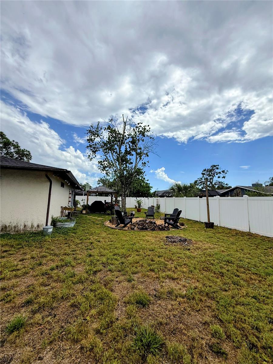 1330 GEORGETOWNE CIR, SARASOTA, FL, 34232