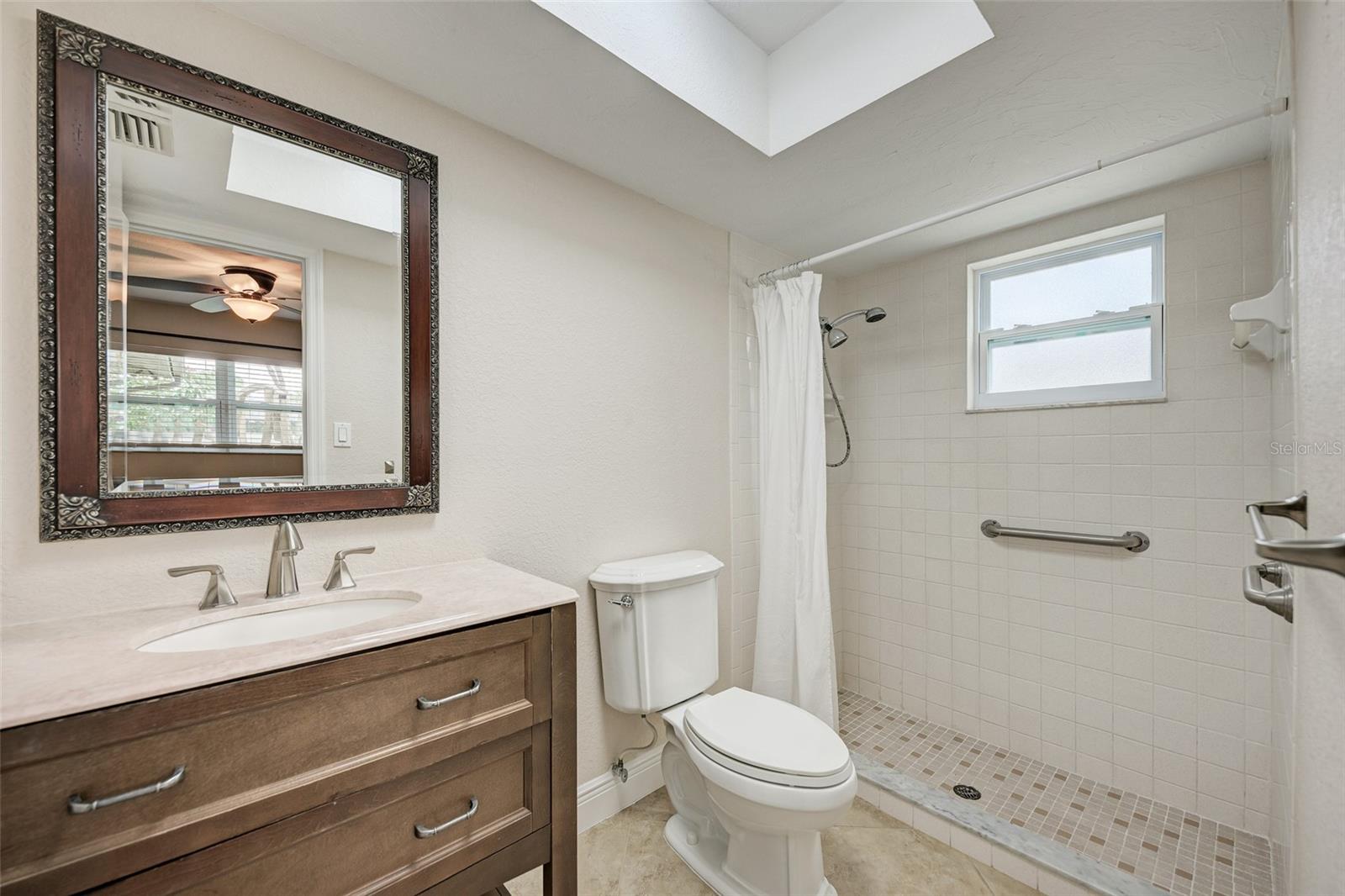 1330 GEORGETOWNE CIR, SARASOTA, FL, 34232
