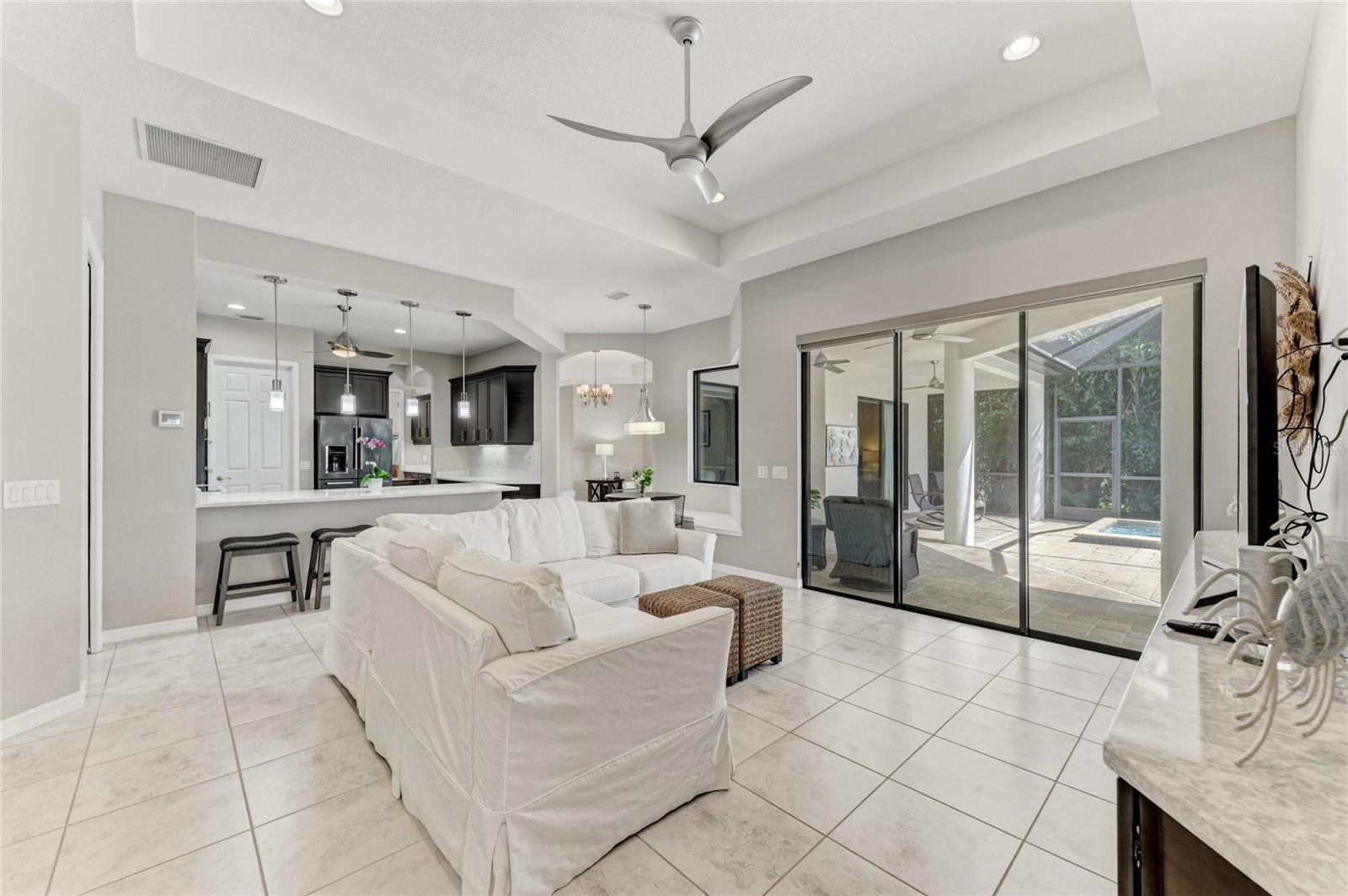 956 145TH STREET CIR NE, BRADENTON, FL, 34212
