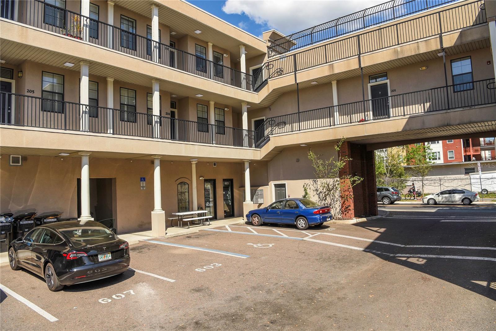 20 SW 6TH ST #204, GAINESVILLE, FL, 32601