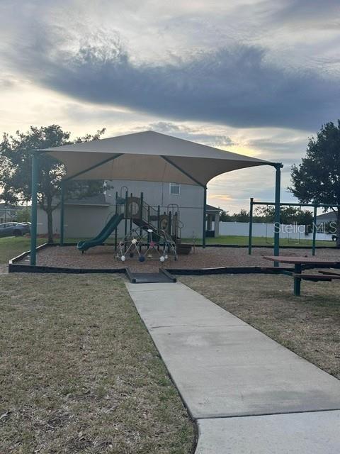 516 OGELTHORPE DR, DAVENPORT, FL, 33897