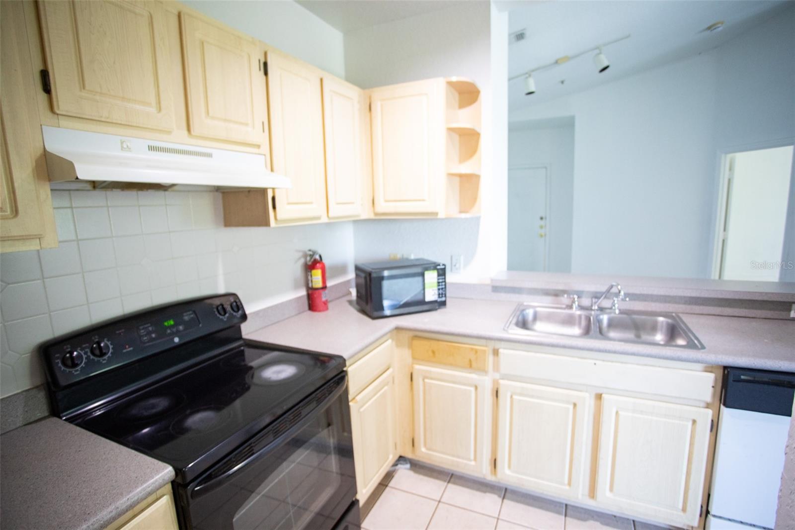 8812 DUNES CT #305, KISSIMMEE, FL, 34747