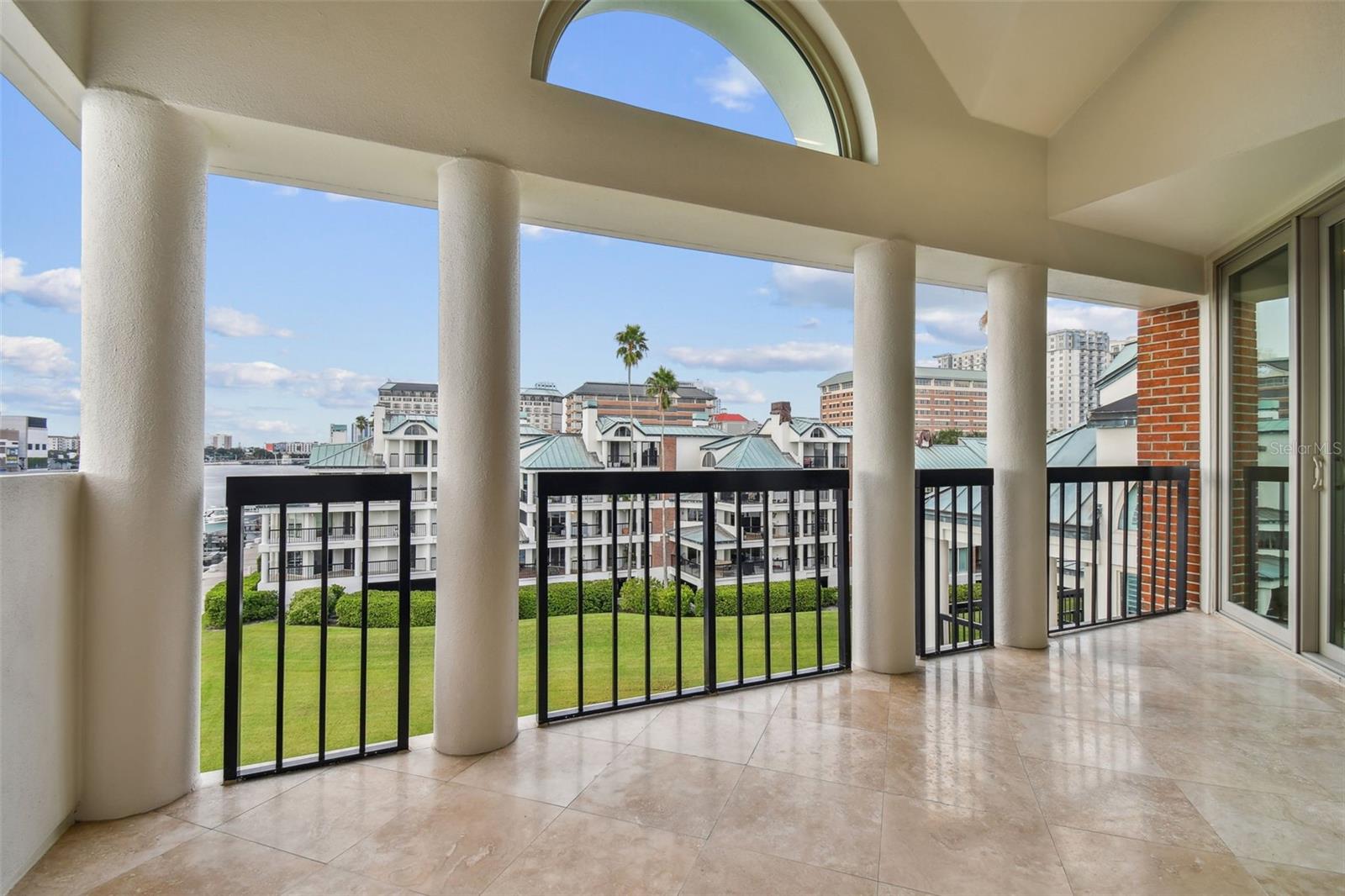 941 SEDDON COVE WAY, TAMPA, FL, 33602