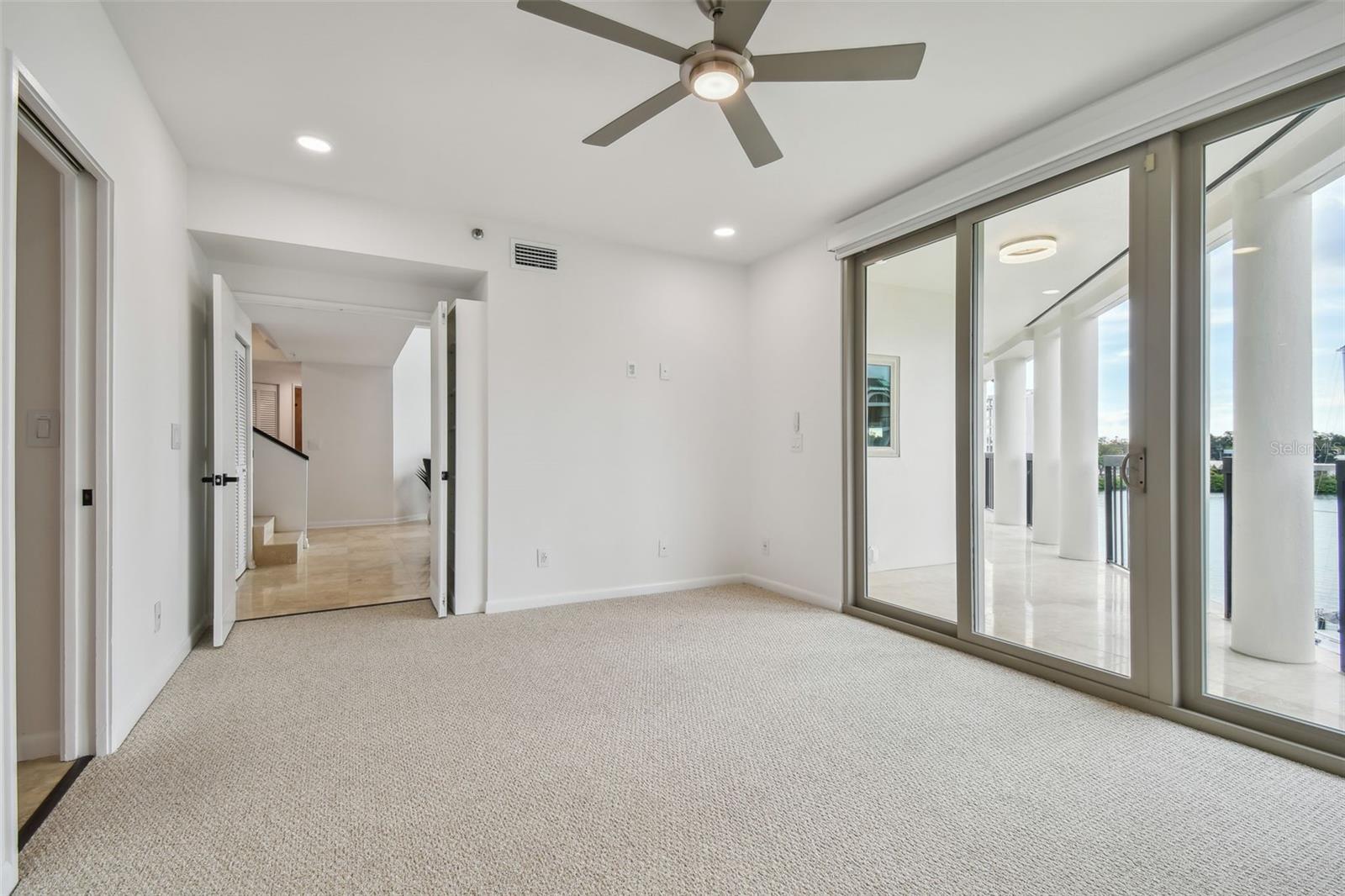 941 SEDDON COVE WAY, TAMPA, FL, 33602