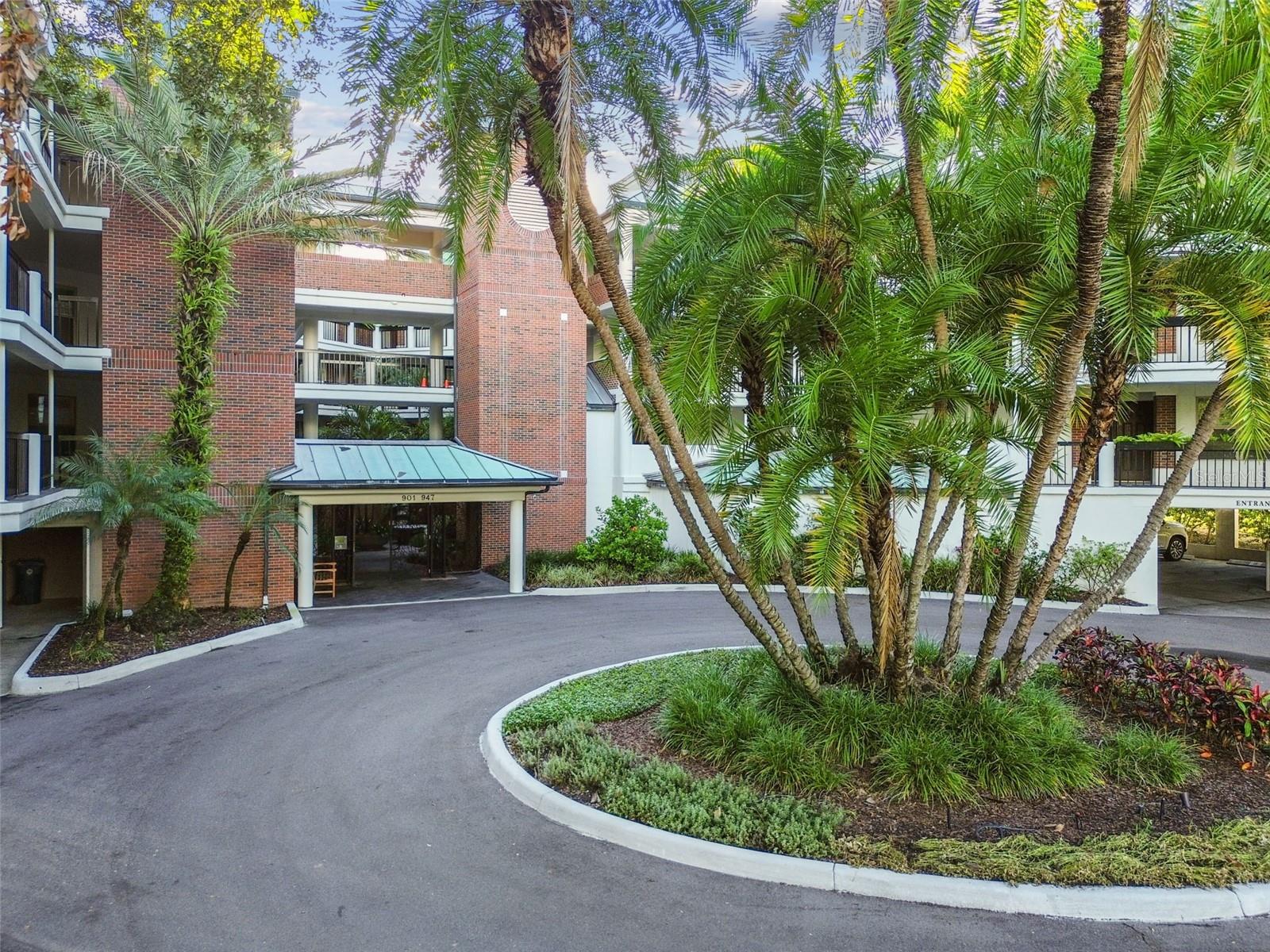 941 SEDDON COVE WAY, TAMPA, FL, 33602