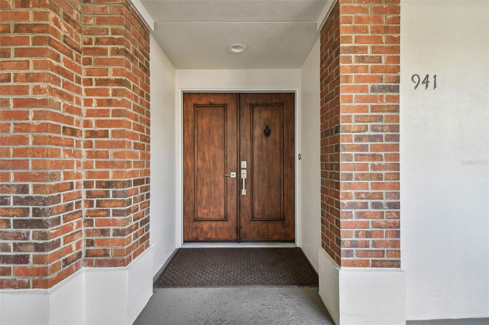 941 SEDDON COVE WAY, TAMPA, FL, 33602