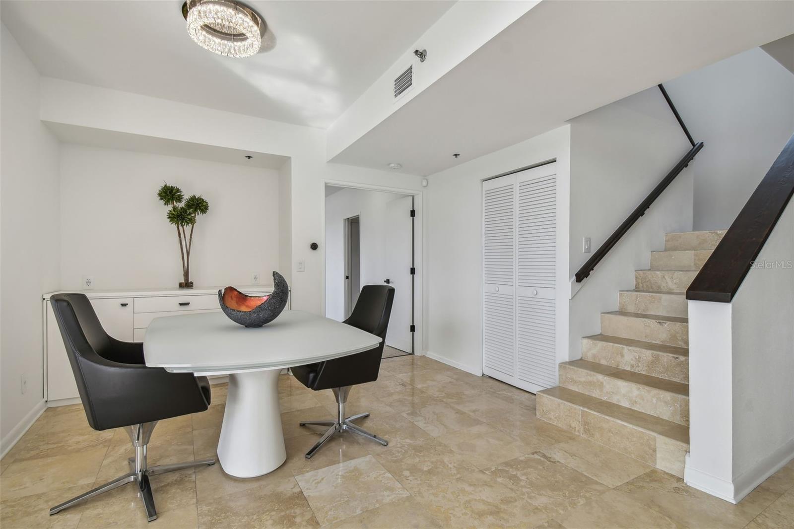 941 SEDDON COVE WAY, TAMPA, FL, 33602