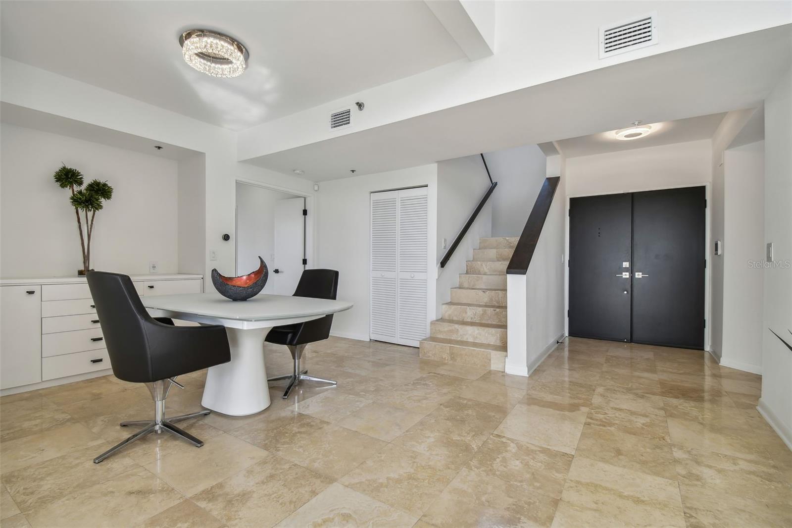 941 SEDDON COVE WAY, TAMPA, FL, 33602