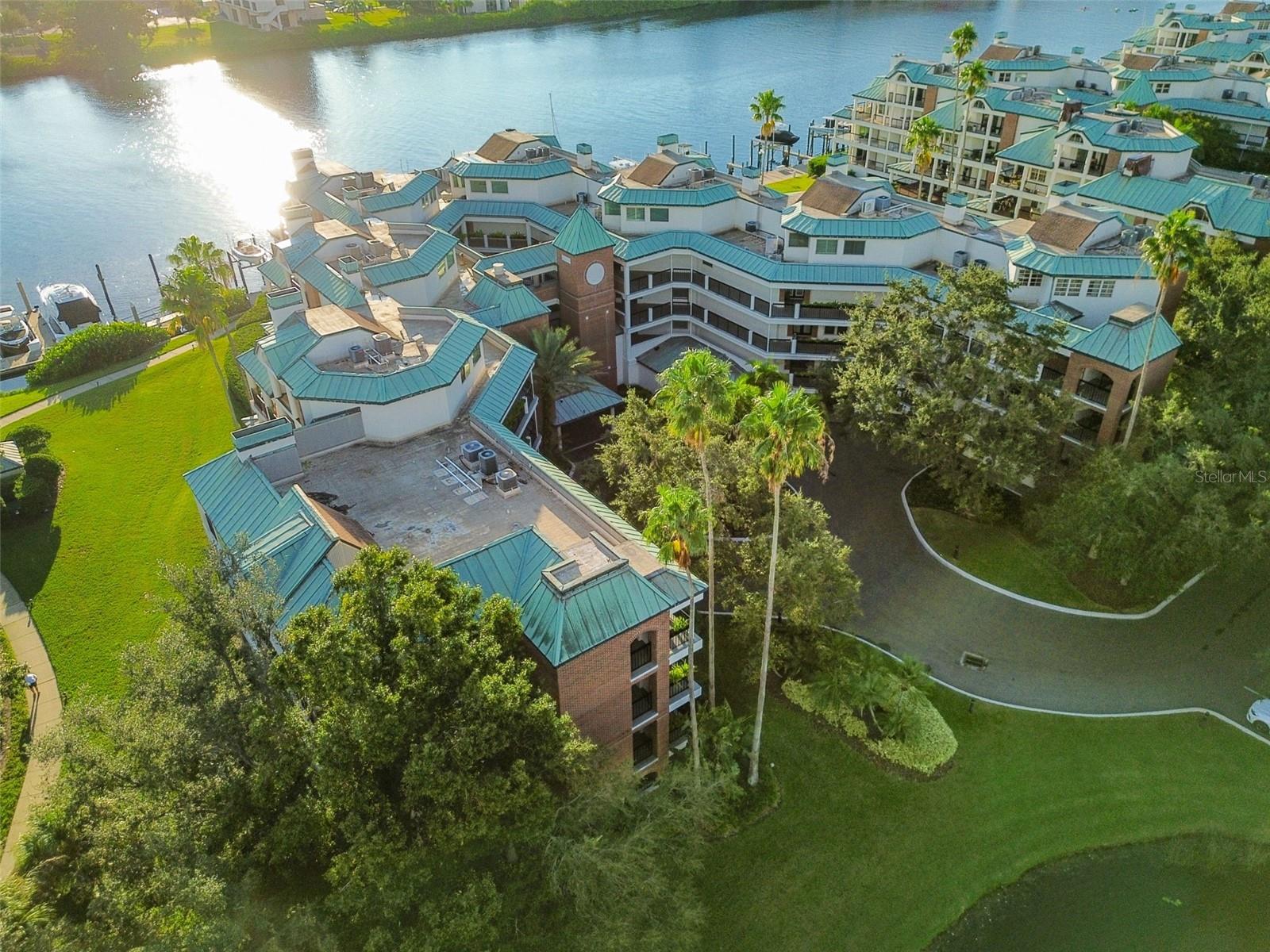 941 SEDDON COVE WAY, TAMPA, FL, 33602