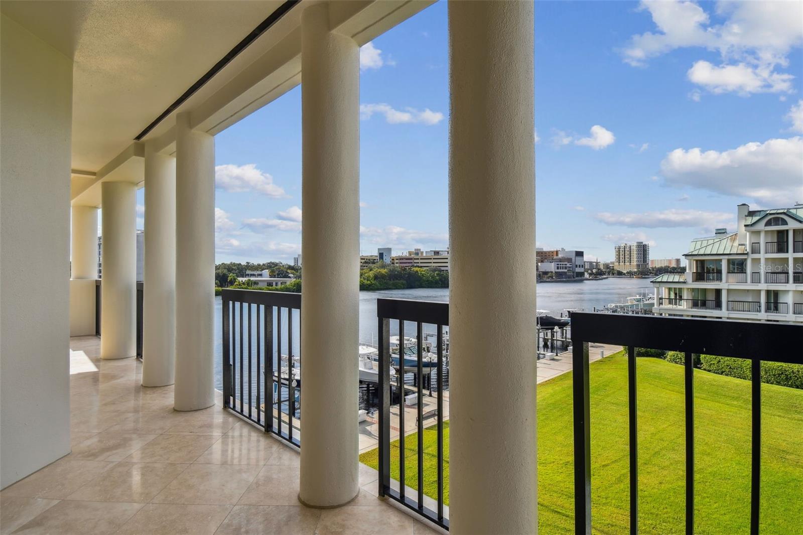 941 SEDDON COVE WAY, TAMPA, FL, 33602