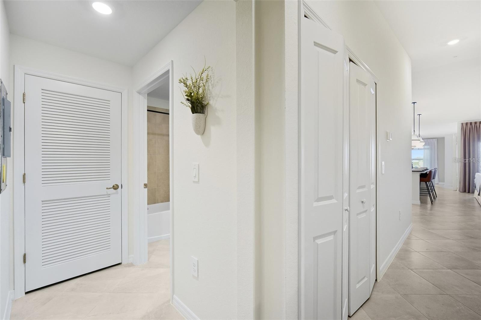 18923 SCALLOP LOOP #203, LAKEWOOD RANCH, FL, 34202