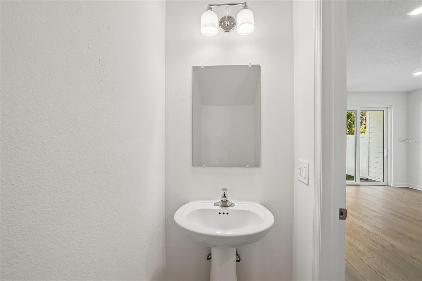 7516 DEER VALLEY CIRCLE, TAMPA, FL, 33635