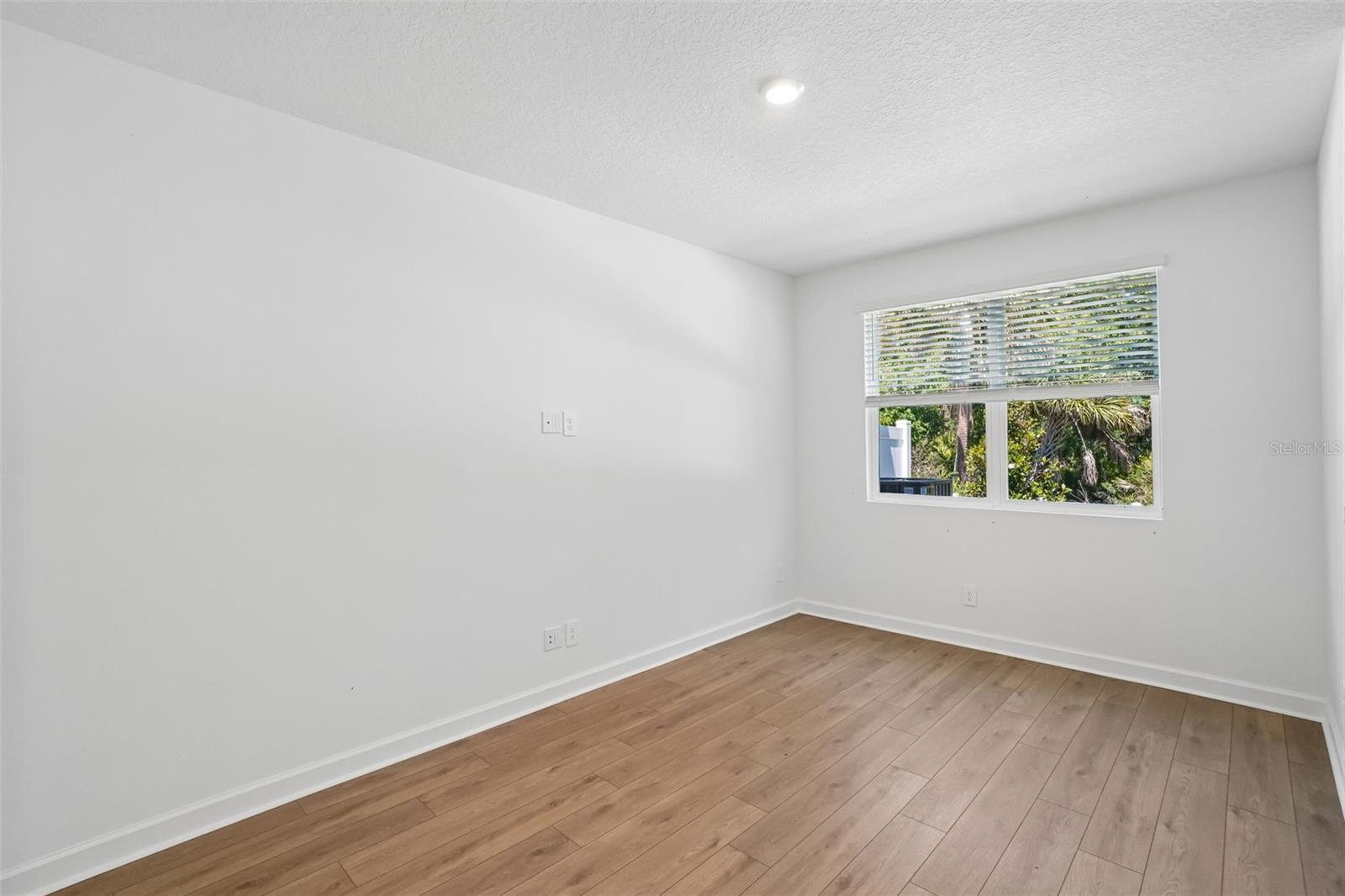 7516 DEER VALLEY CIRCLE, TAMPA, FL, 33635