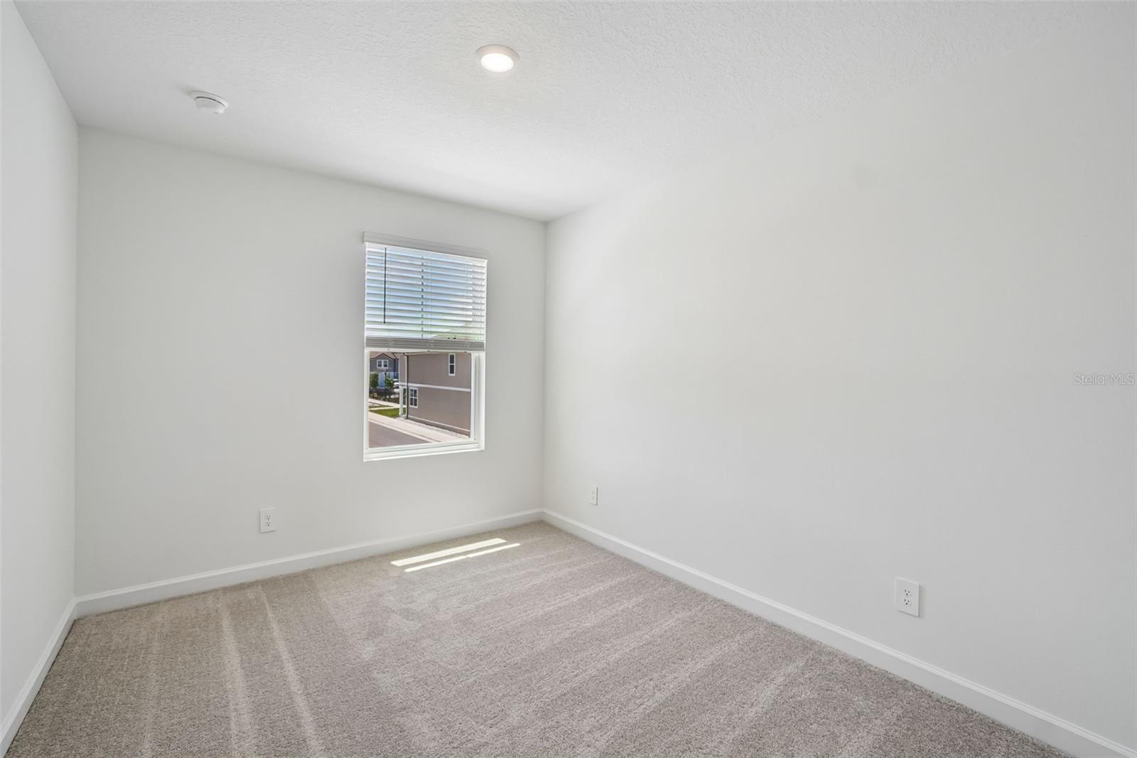 7516 DEER VALLEY CIRCLE, TAMPA, FL, 33635
