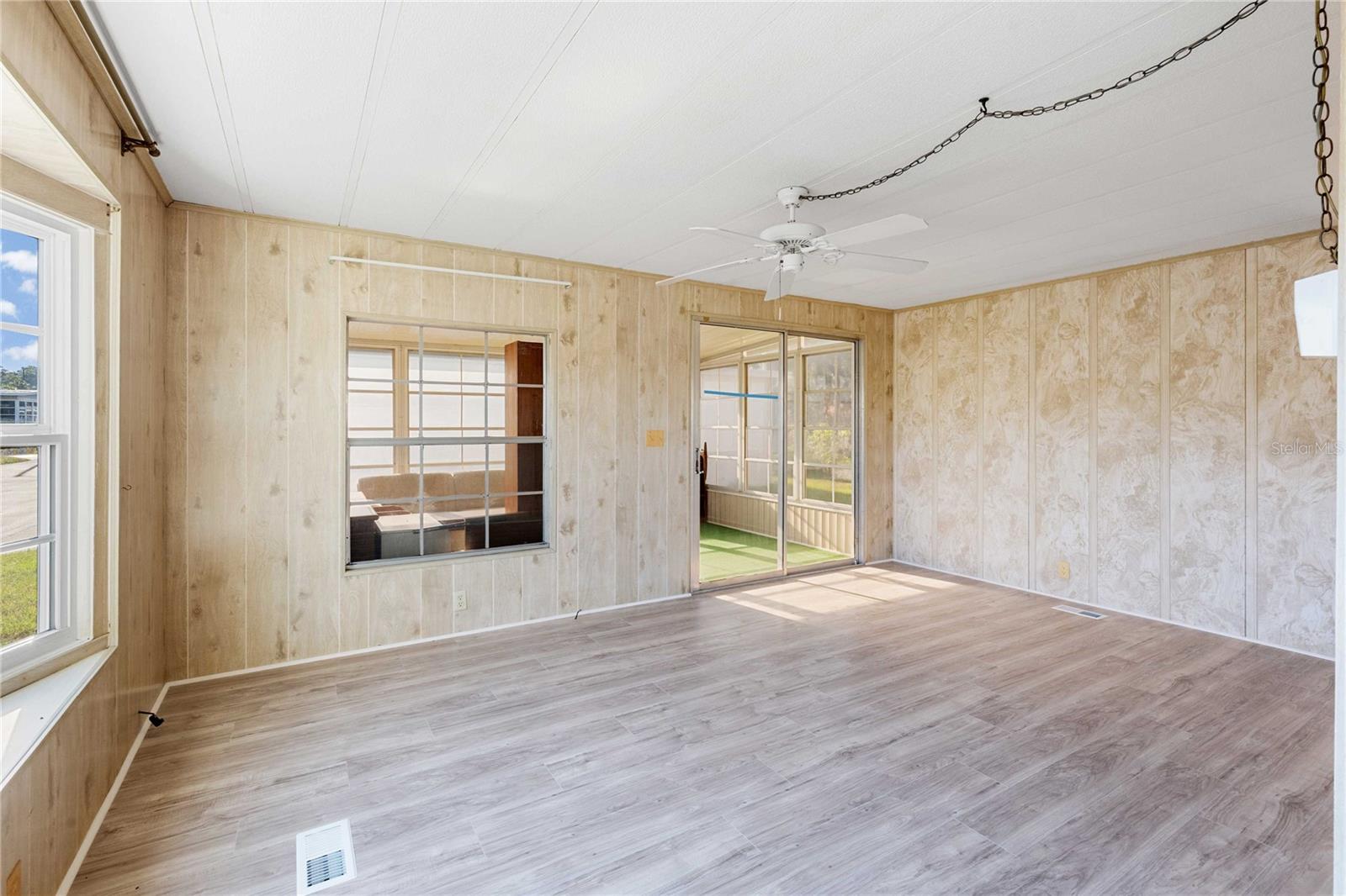 37818 VALENCIA AVE, ZEPHYRHILLS, FL, 33541