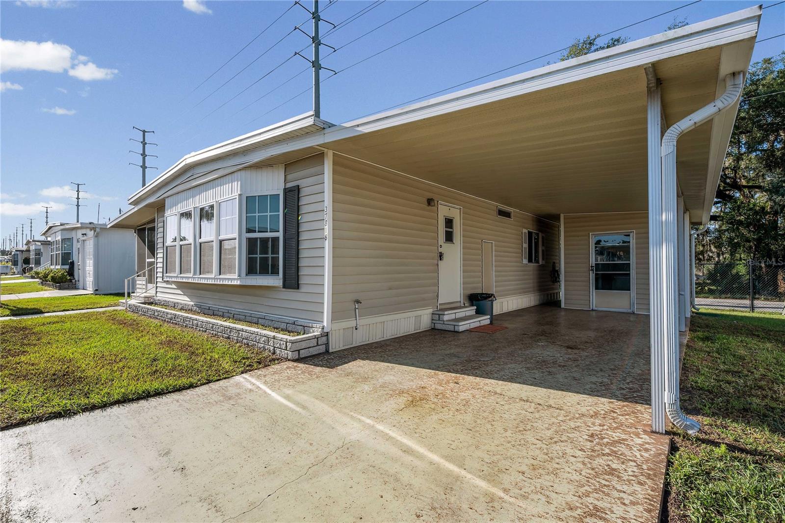 37818 VALENCIA AVE, ZEPHYRHILLS, FL, 33541