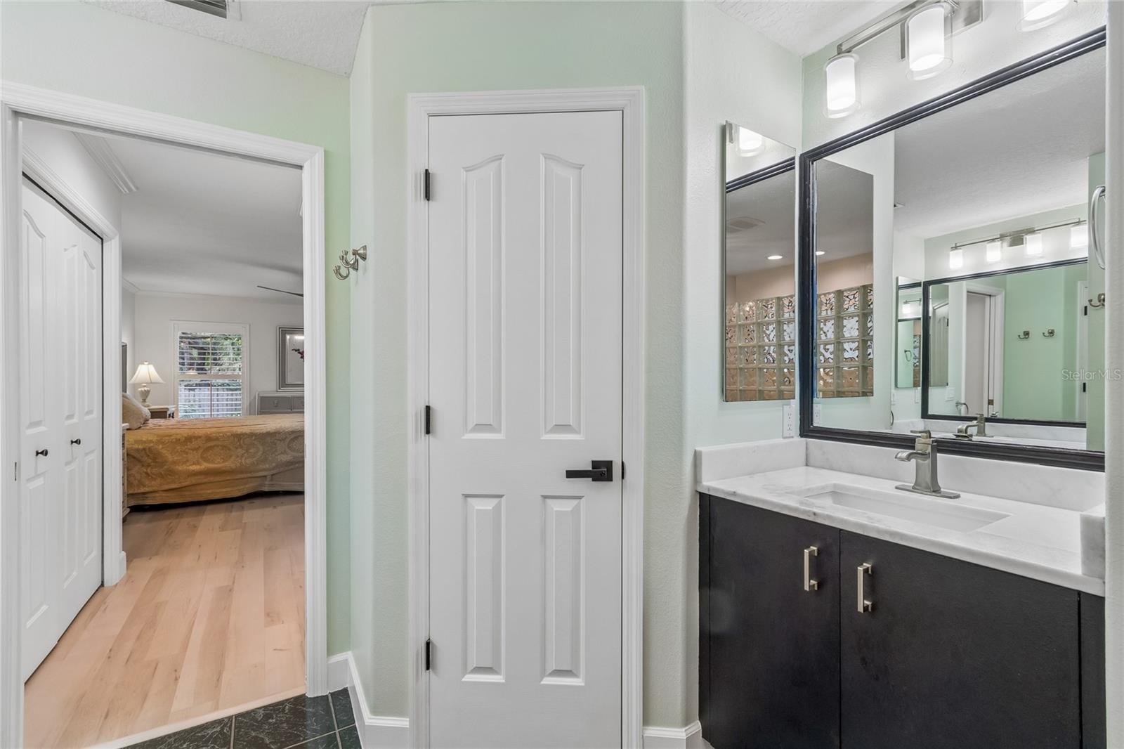 3602 ARLINGTON OAKS CT, TAMPA, FL, 33618