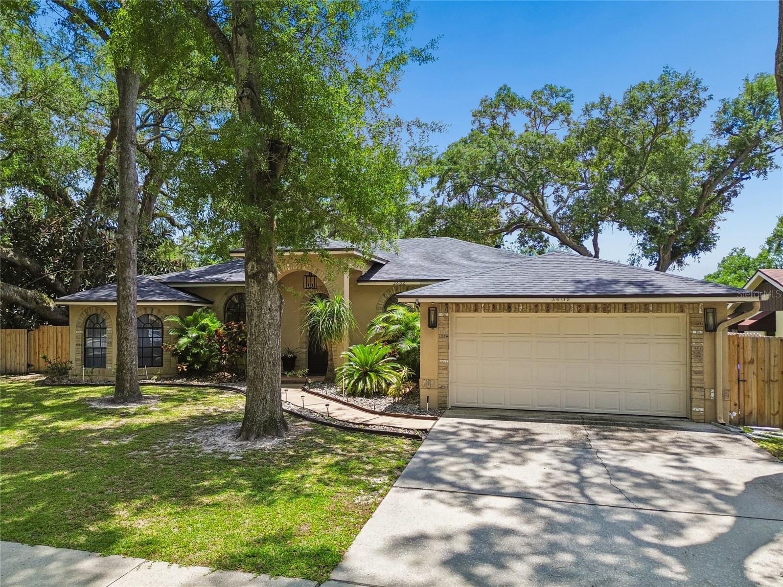 3602 ARLINGTON OAKS CT, TAMPA, FL, 33618