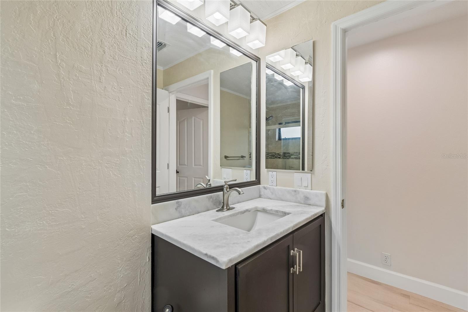 3602 ARLINGTON OAKS CT, TAMPA, FL, 33618
