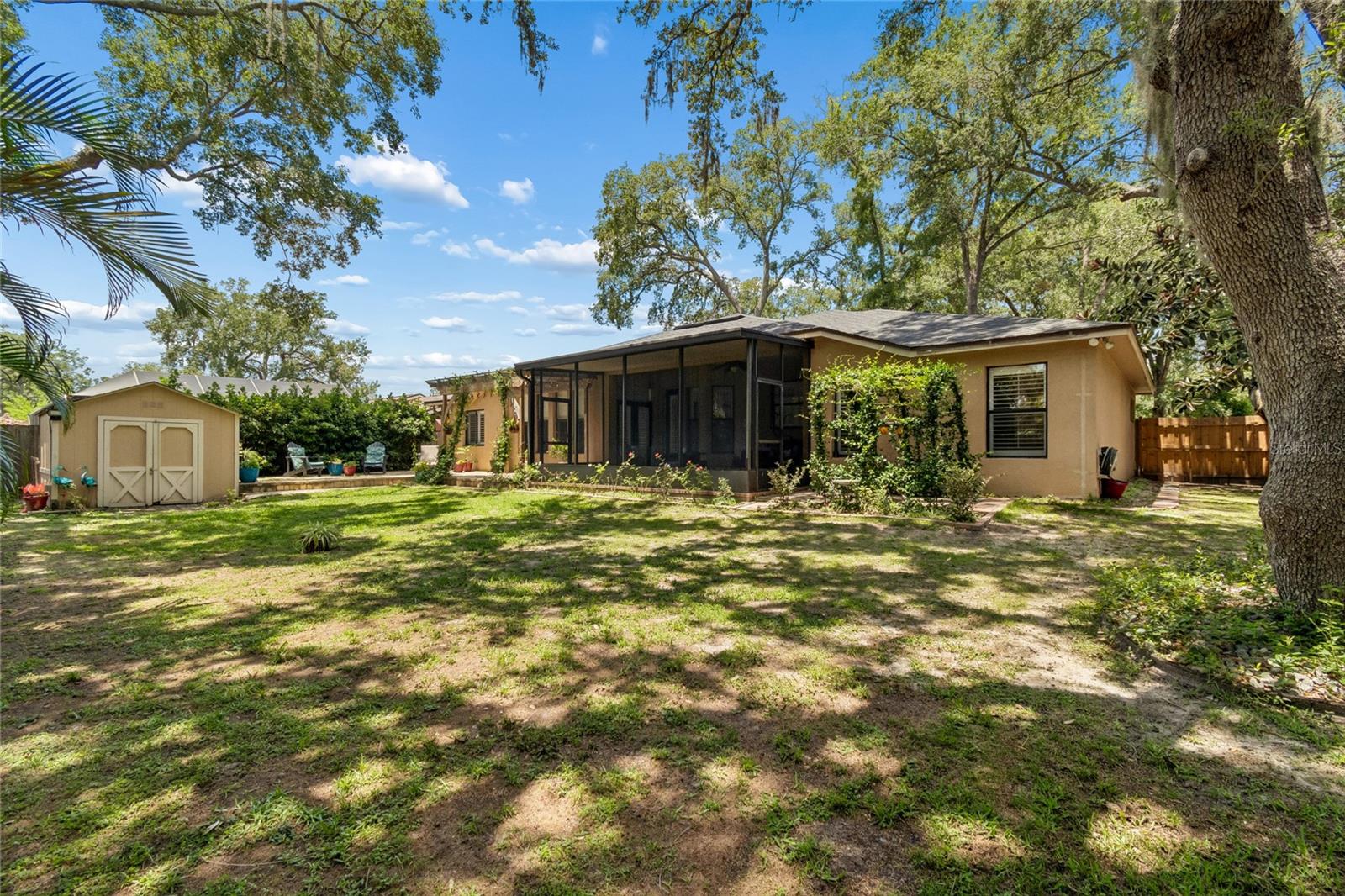 3602 ARLINGTON OAKS CT, TAMPA, FL, 33618