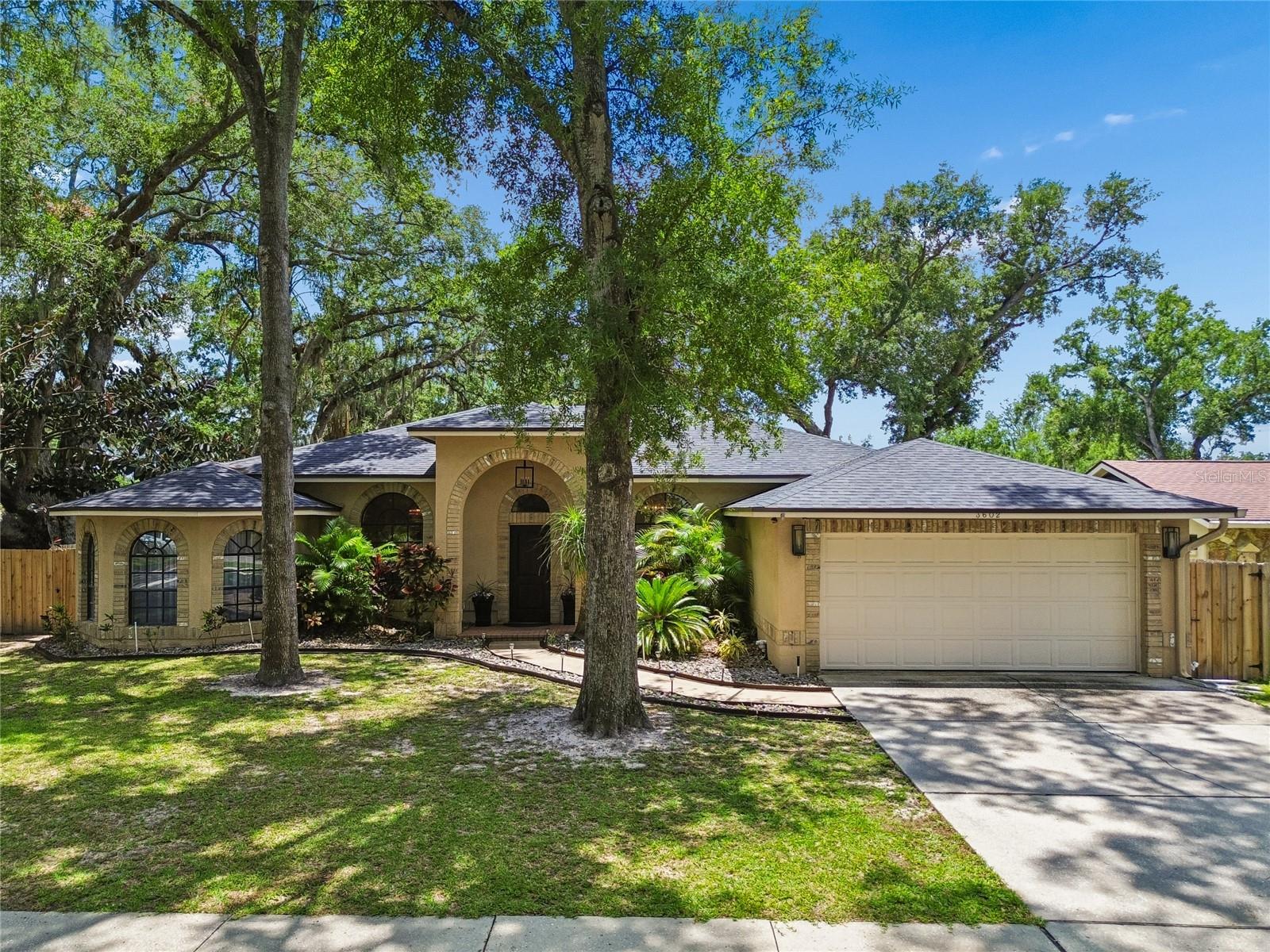 3602 ARLINGTON OAKS CT, TAMPA, FL, 33618