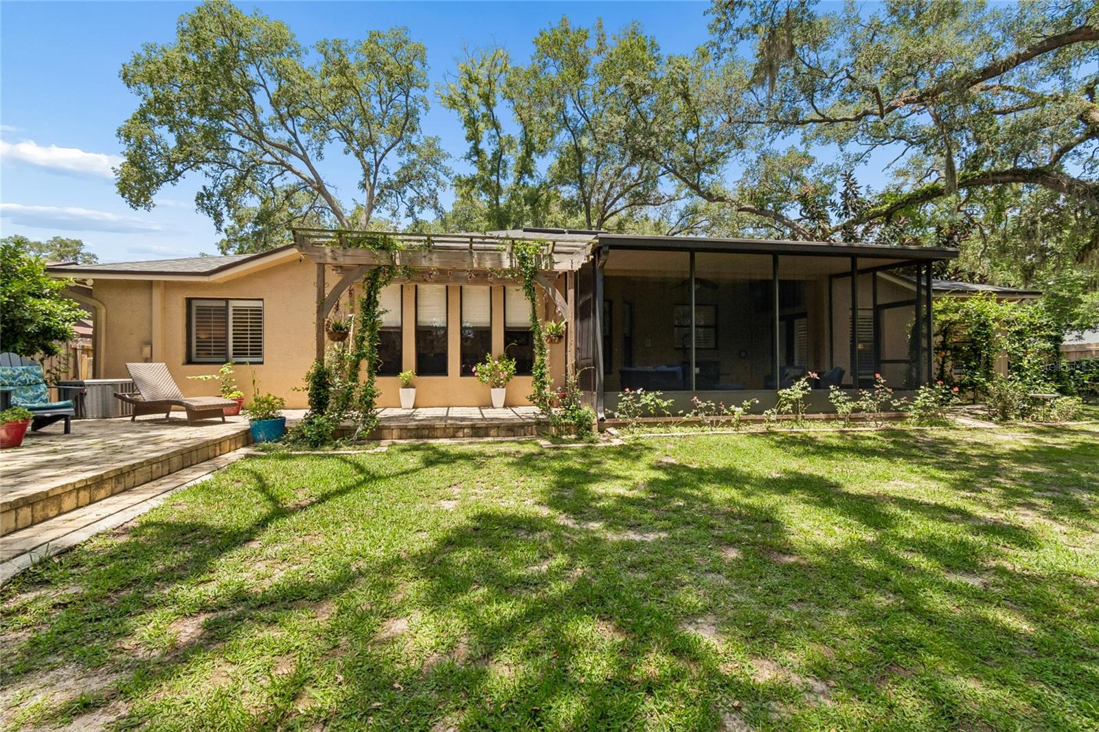 3602 ARLINGTON OAKS CT, TAMPA, FL, 33618