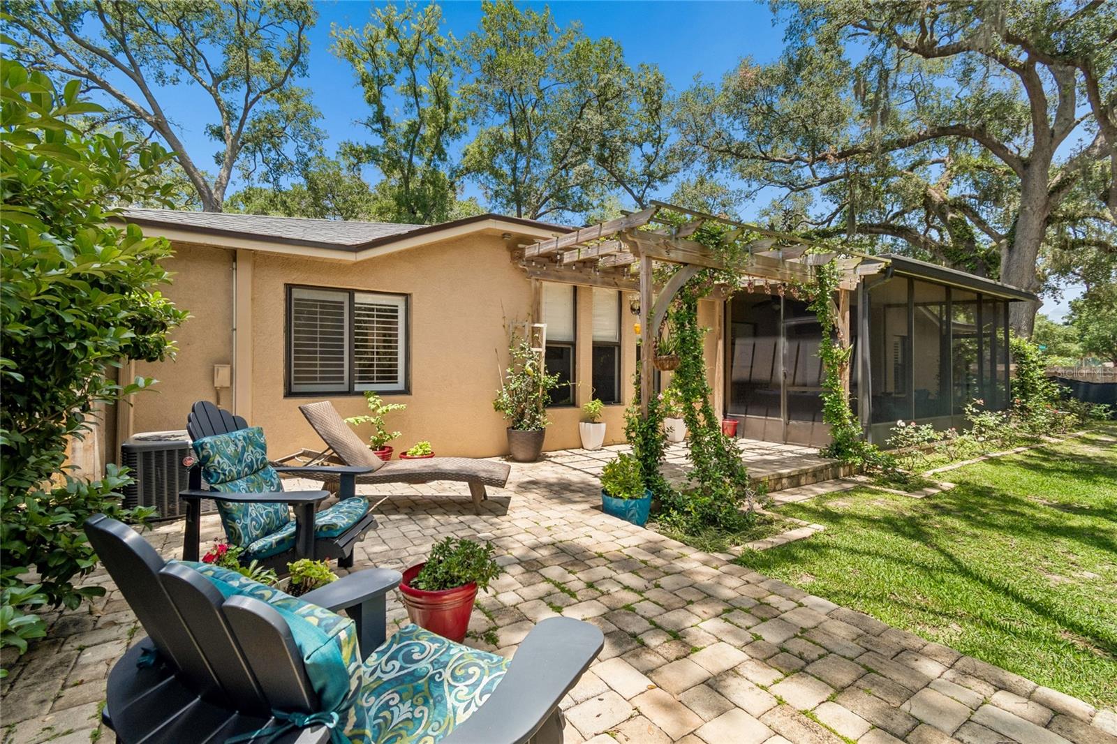3602 ARLINGTON OAKS CT, TAMPA, FL, 33618