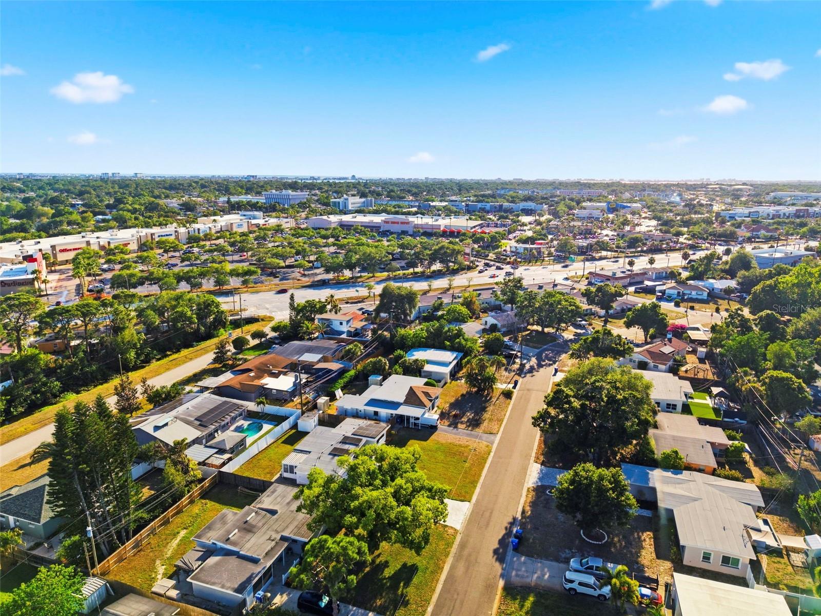 6350 HAMPTON DRIVE N, ST PETERSBURG, FL, 33710