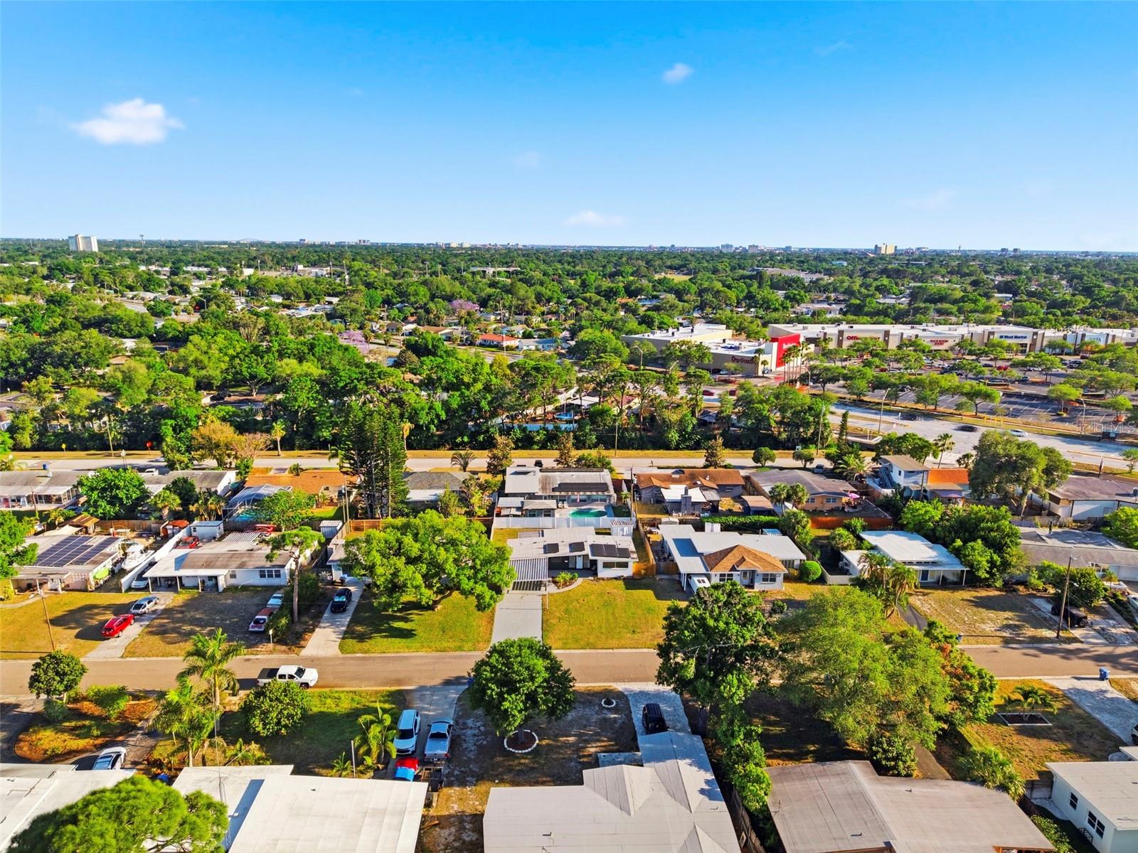 6350 HAMPTON DRIVE N, ST PETERSBURG, FL, 33710