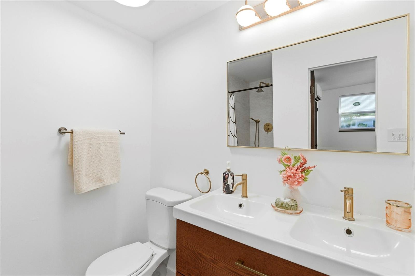 6350 HAMPTON DRIVE N, ST PETERSBURG, FL, 33710