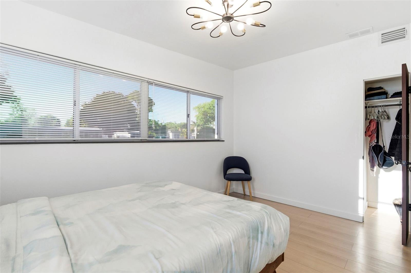 6350 HAMPTON DRIVE N, ST PETERSBURG, FL, 33710