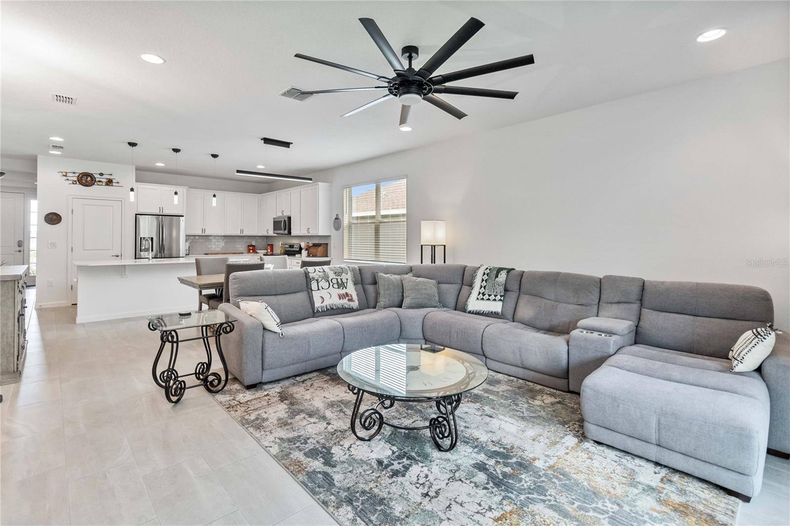 413 SAPPHIRE DR, DAVENPORT, FL, 33837