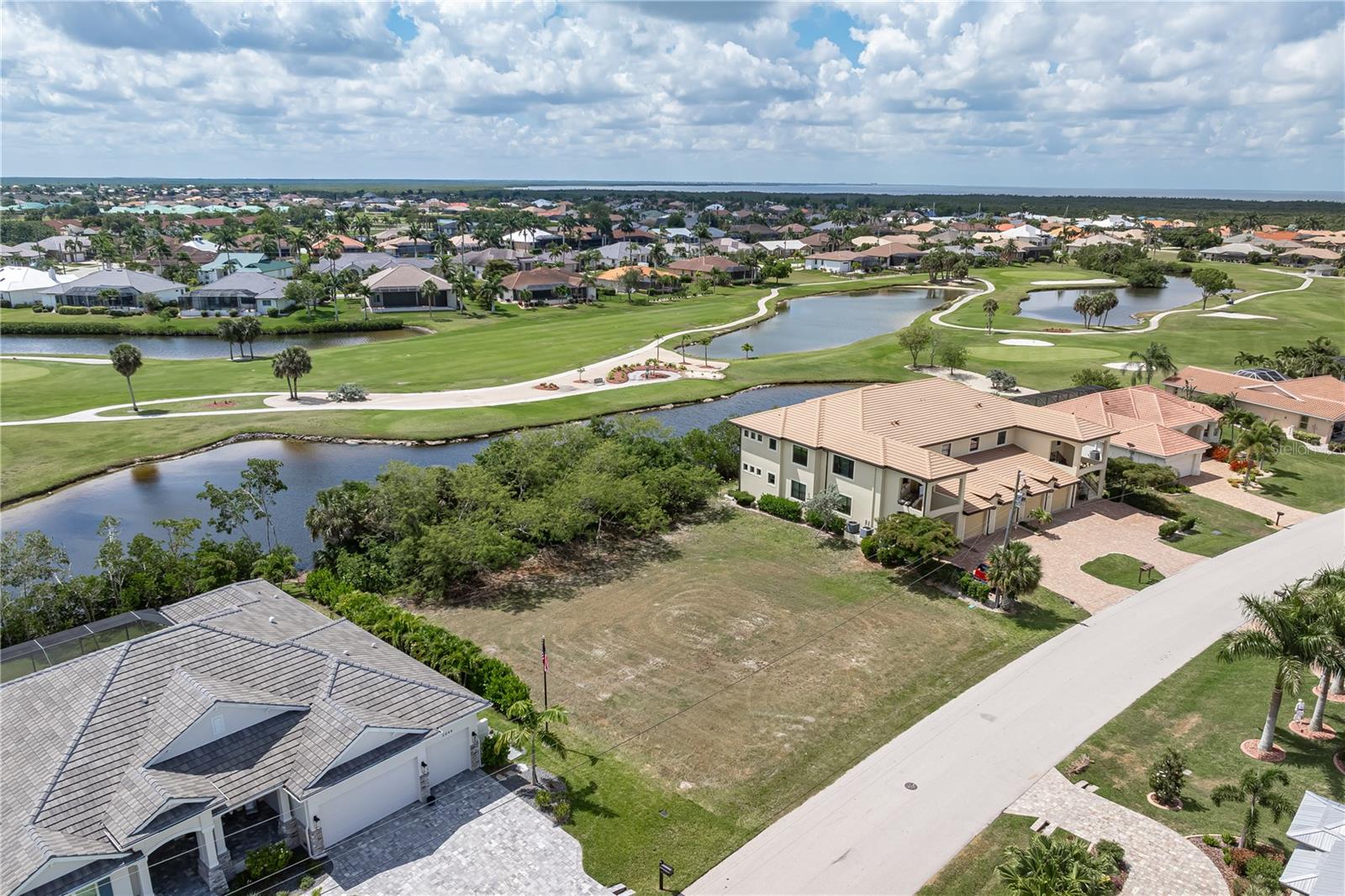 2053 PADRE ISLAND DR, PUNTA GORDA, FL, 33950